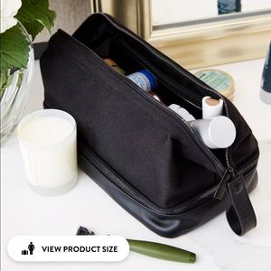 Black Beis Dopp Kit/Toiletry Bag
